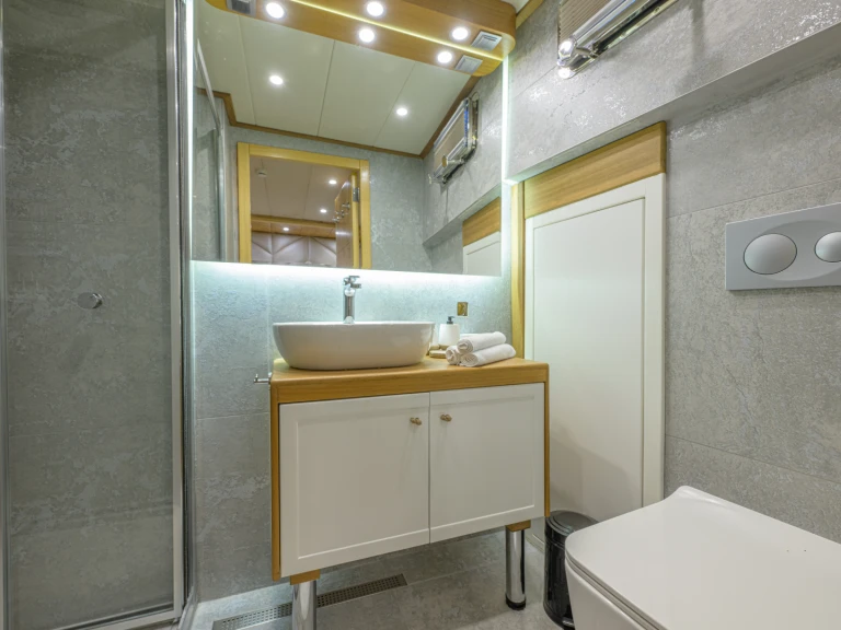  Motoryacht Belgin Sultan charter bareboat or skippered in  Fethiye