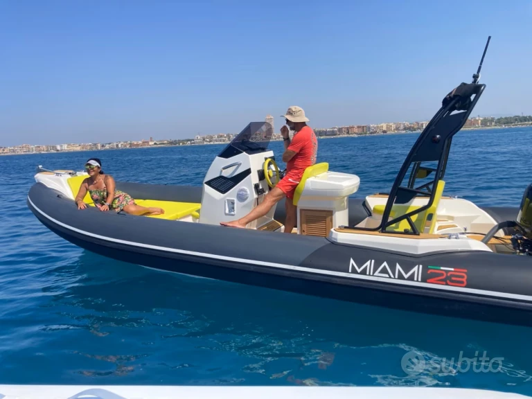 RIB to hire Chiavari at the best price