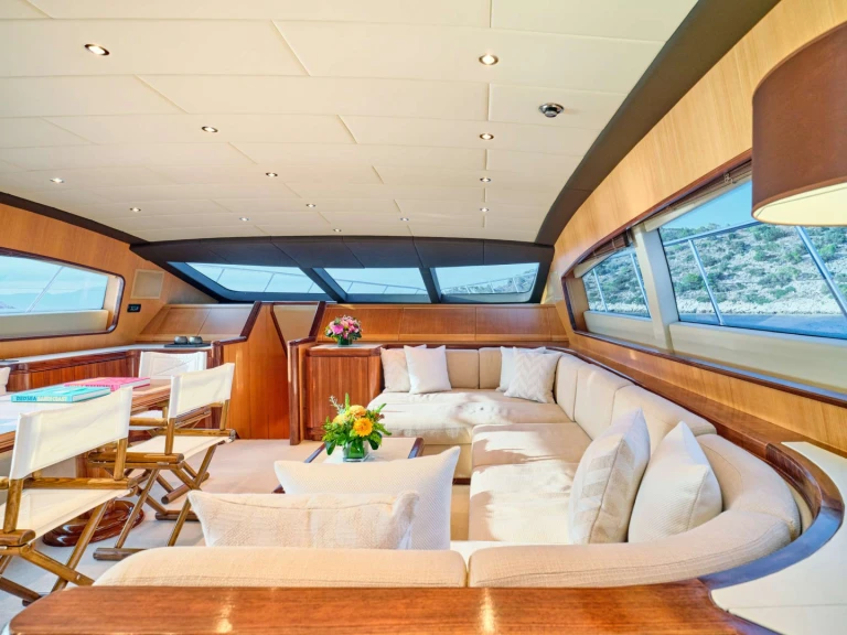 Luxury Yacht hire in Athens - Mangusta WET PANTHER