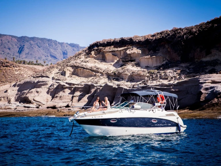 Yacht hire Adeje cheap Maxum Marine 2700SE