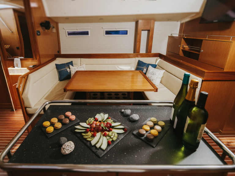 Charter a Bavaria Cruiser 55 in Adeje on Samboat