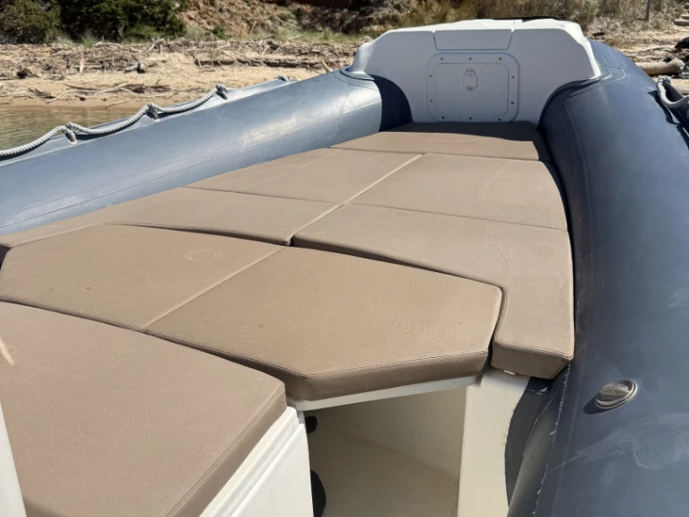 Hire RIB with or without skipper sportis Gapeau