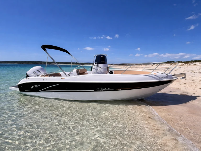 Motorboat hire in Ibiza Town - Blumax Bluline 21