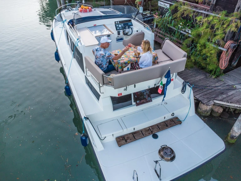 Charter a Balt-Yacht Balt 37 Grand in Casale sul Sile on Samboat