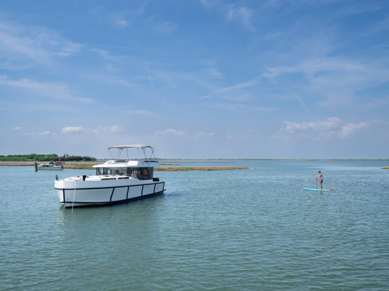 Luxury Yacht hire in Casale sul Sile - Delphia Poseidon 45