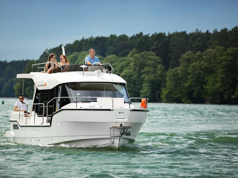 Charter a Balt-Yacht SUN CAMPER 35 in Casale sul Sile on Samboat