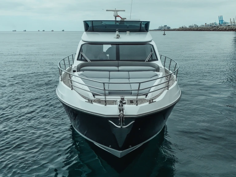 Hire Motorboat with or without skipper Azimut Palma de Mallorca