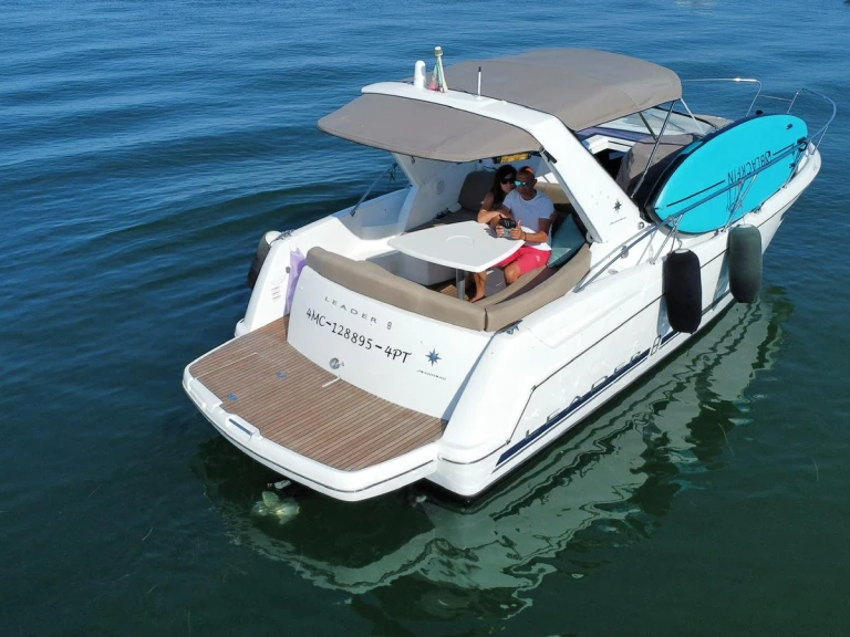 Yacht hire Marina de Tróia cheap Leader 8