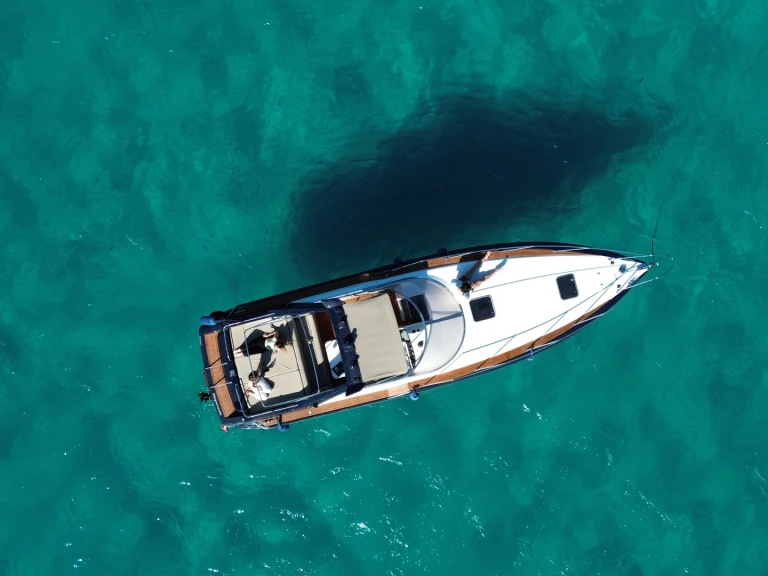 Hire Motorboat with or without skipper Sunseeker Mandelieu-la-Napoule