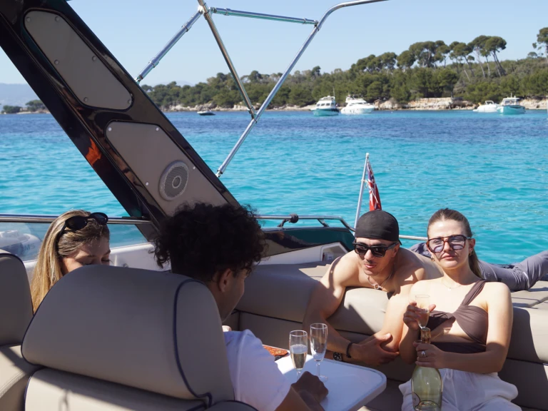 Yacht hire Mandelieu-la-Napoule cheap Tomahawk 37