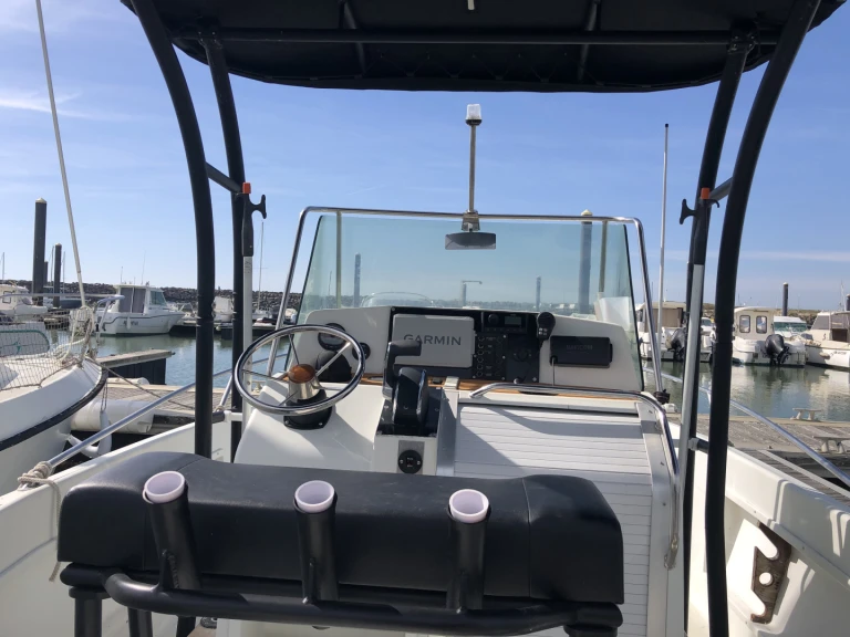 Motorboat to hire Noirmoutier-en-l'Île at the best price