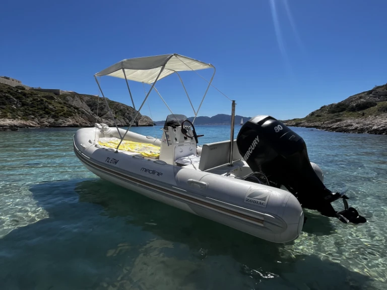 Charter a Zodiac Medline in France on Samboat