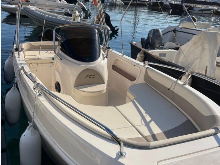 Hire Motorboat with or without skipper As Marine Lipari