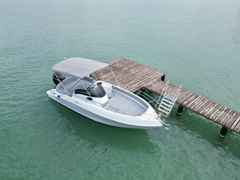 Motorboat hire in Sirmione - Marinello Eden 26 Open