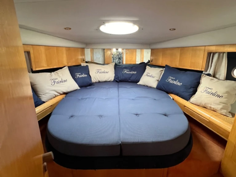 FIRELANE  43 charter bareboat or skippered in  Sorrento