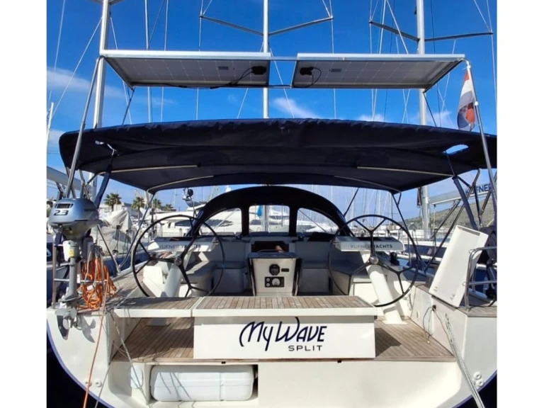 Hire a D&D Yacht D&D Kufner 54 Exclusive - 6 cab Trogir
