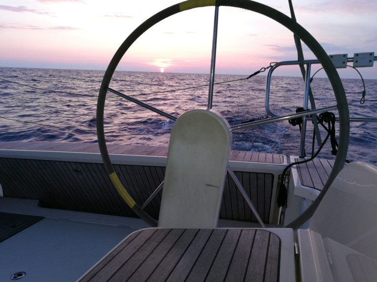 Yacht hire Agropoli cheap Cruiser 46