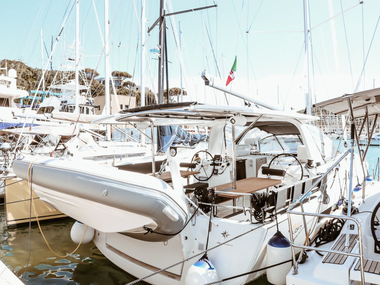 Yacht hire Punta Ala cheap Sun Loft 47