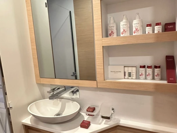 Hire a Fountaine Pajot Fountaine Pajot Samana 59 - 6 + 2 cab Procida