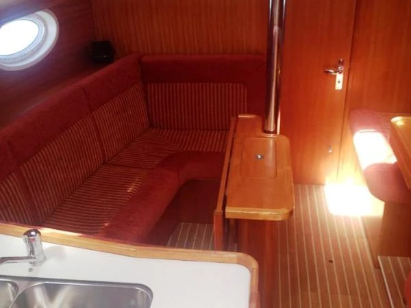 Sailboat to hire Préveza at the best price