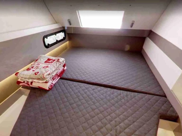 Yacht hire Agropoli cheap Bali 4.1