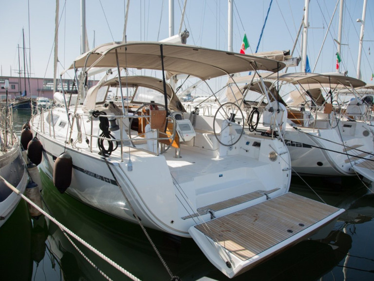 Yacht hire Portisco cheap Cruiser 46