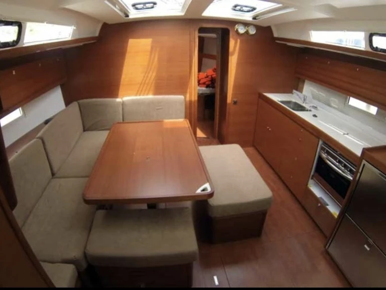 Hire Sailboat with or without skipper Dufour Milazzo