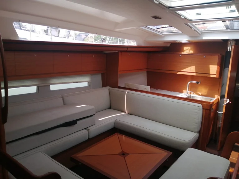 Yacht hire Milazzo cheap Dufour 520 Grand Large