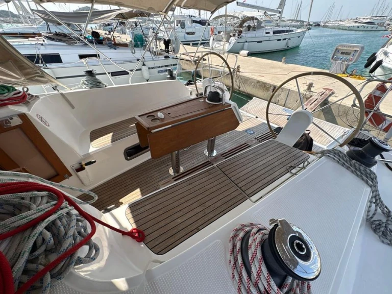 Hire Sailboat with or without skipper Bavaria Palma de Mallorca