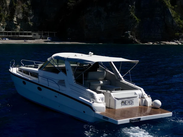 Motorboat hire in Sorrento - Rio Yachts Rio yacht 36 sport 