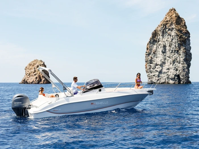 Hire Motorboat Marinello with a boat licence