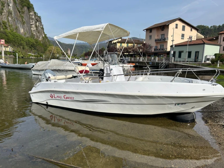 Yacht charter Lavena Ponte Tresa - Bellingardo Sea Ghost on SamBoat
