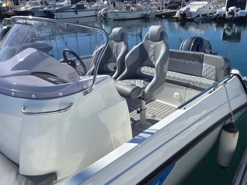 Motorboat to hire Alicante at the best price