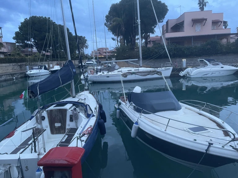Sailboat to hire Marina di Portorosa at the best price
