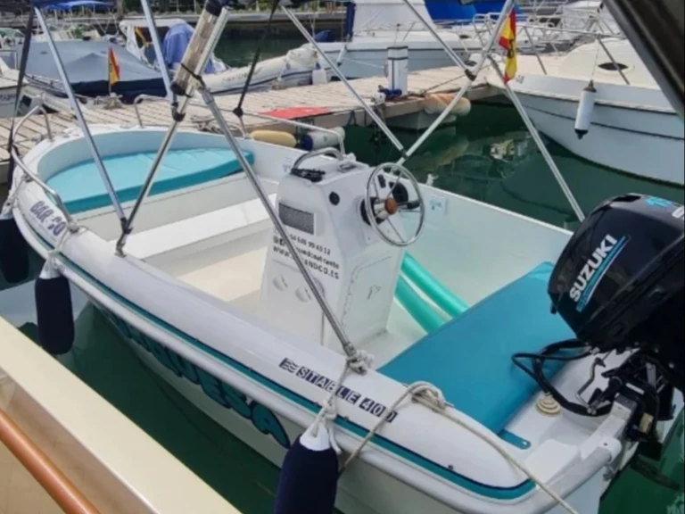 Charter a Estable Estable 415 Consola in Alicante on Samboat
