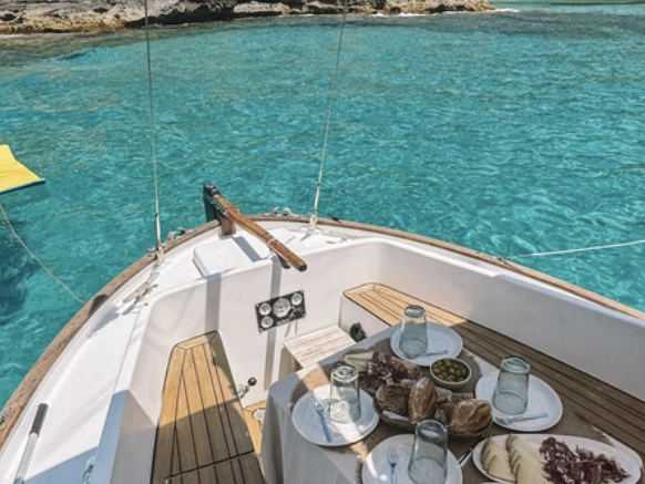 Sailboat to hire Palma de Mallorca at the best price