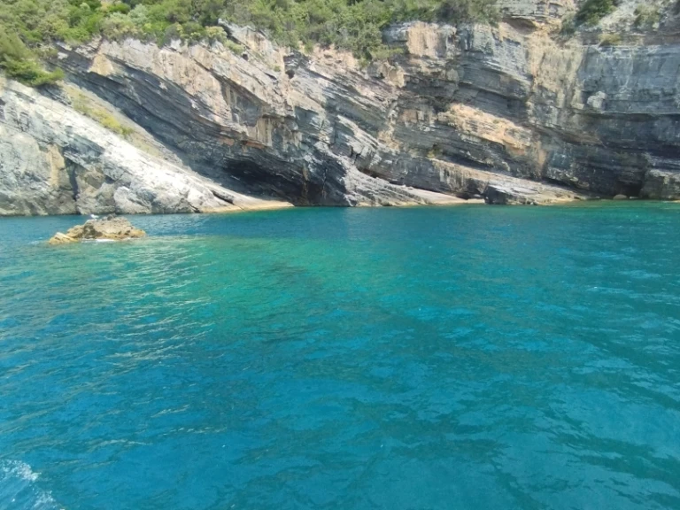 Yacht charter Fezzano - Saver 750WA on SamBoat