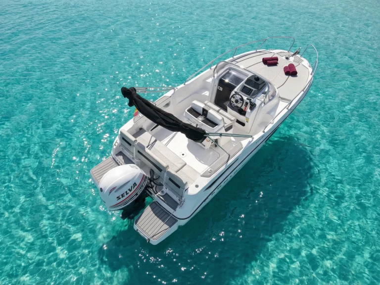 Yacht charter Ibiza Town - Karnic 602 on SamBoat