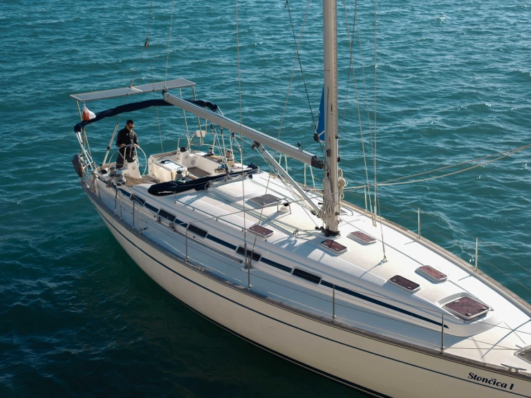 Sailboat to hire Valencia at the best price