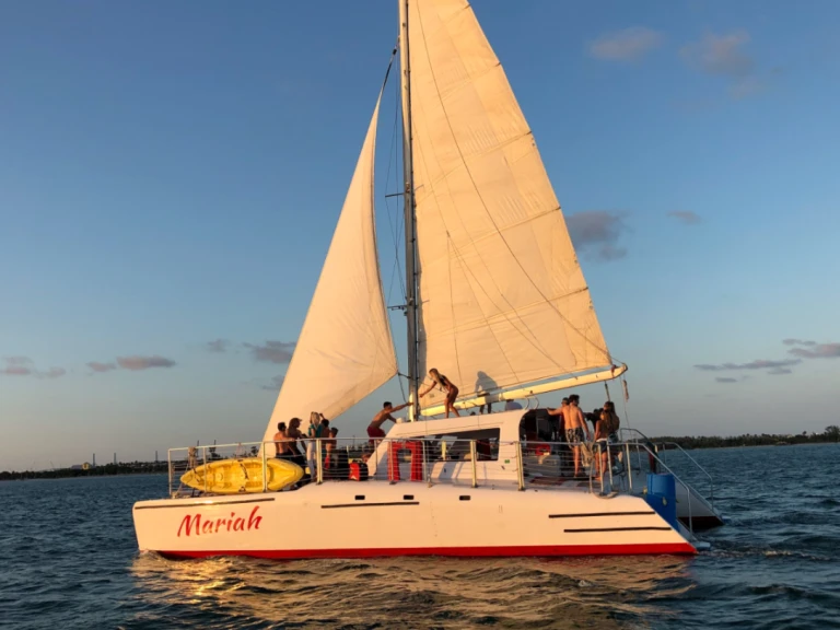 Yacht hire Miami Beach cheap 60