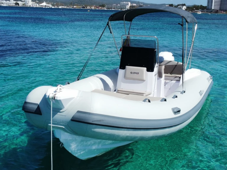 RIB hire in Sant Antoni de Portmany - Selva Open Line D 6.0