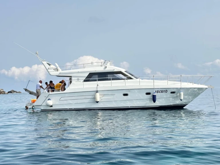 Hire Motorboat with or without skipper Raffaelli Siracusa