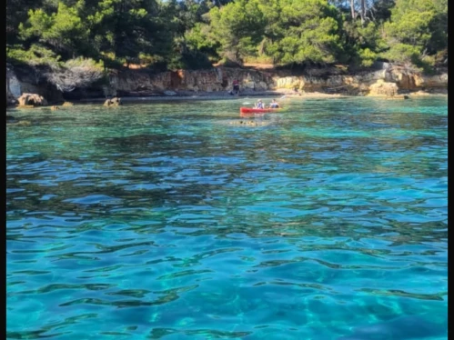 Hire a Bénéteau Flyer 8.8 SUNdeck Mandelieu-la-Napoule