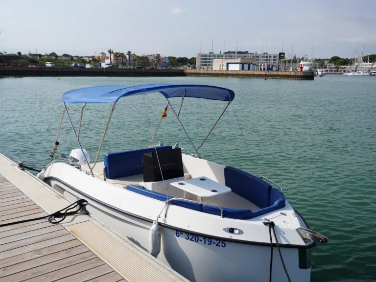 Yacht hire El Puerto de Santa María cheap Bey 18