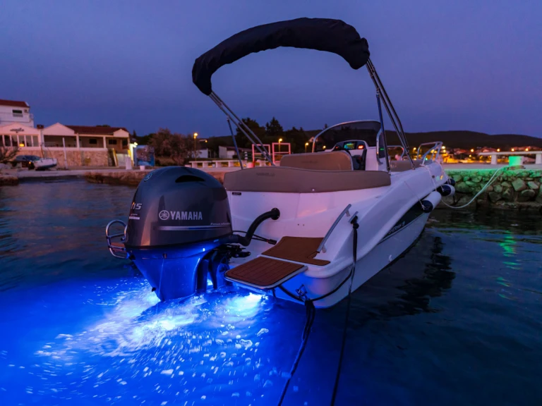 Yacht charter Sveti Filip i Jakov - Marinello fisherman 19 on SamBoat