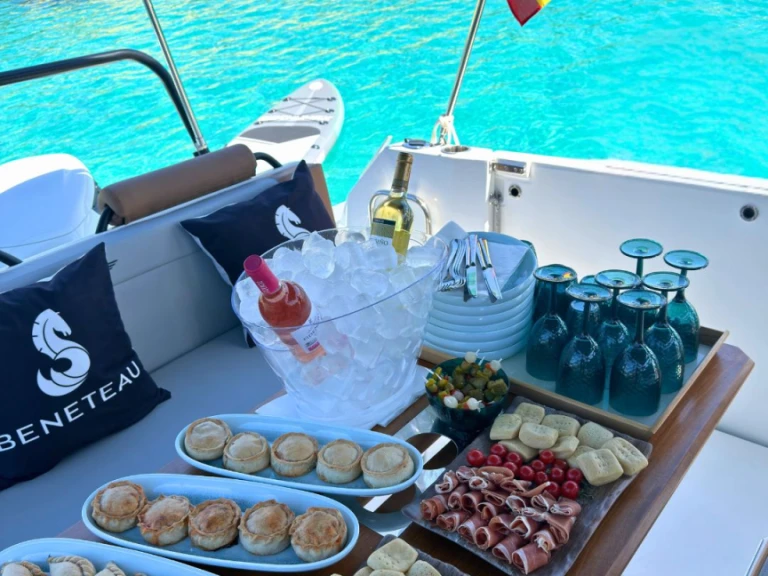 Yacht hire Palma de Mallorca cheap Flyer 9