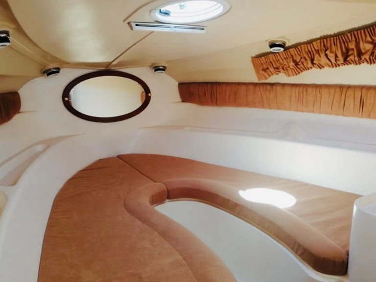 Hire Motorboat Salpa with a boat licence