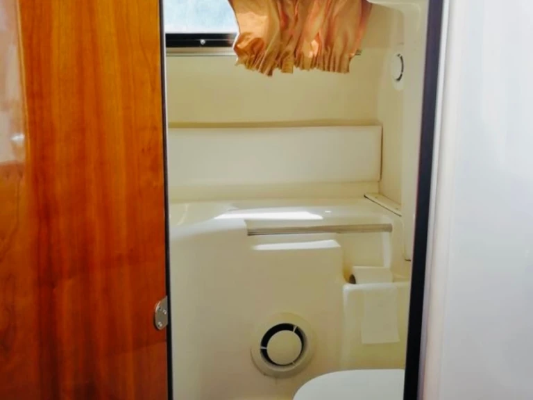 Motorboat to hire Mandelieu-la-Napoule at the best price