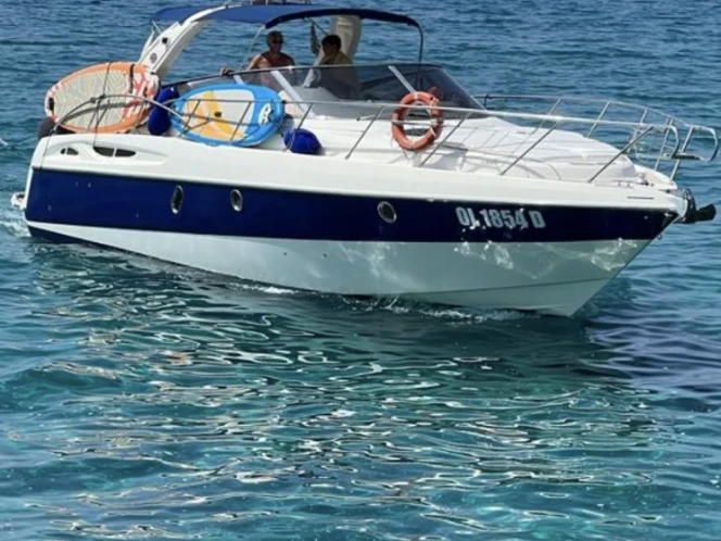 Hire Motorboat with or without skipper Cranchi Lavagna
