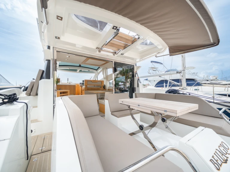 Hire Motorboat with or without skipper Galeon Makarska